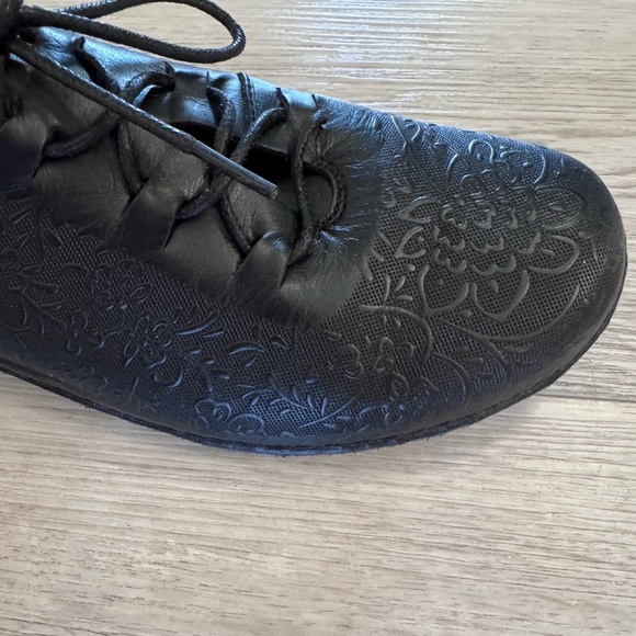 Propet Black Leather Shoes Womens Oxfords Sz 8 Wide 2E Chantel Embossed Comfort - Picture 5 of 7